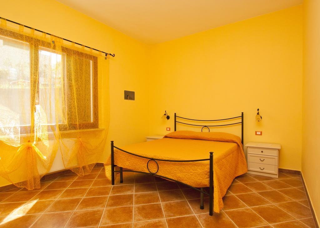 Le Camere di Nonna Mara Montescudaio Camera foto